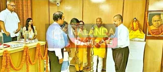 In Nava Nalanda Mahavihara, there was an intense discussion on the role of journalism