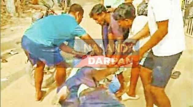 This high school of Hilsa became a ground of shame, two teachers became hooligans, video went viral