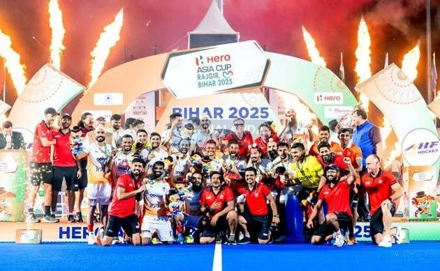 एशिया हॉकी चैंपियन भारतीय टीम को लेकर CM की बड़ी घोषणा